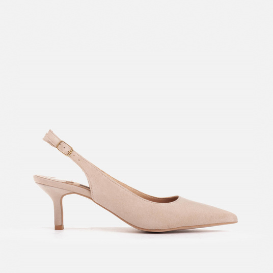 Summer pumps made of delicate beige suede