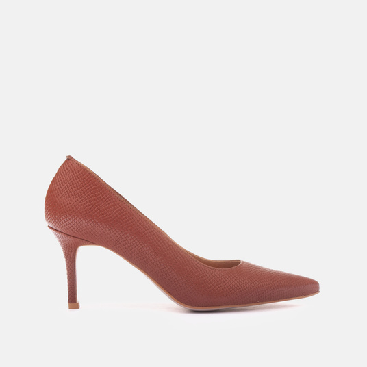 Elegant stilettos made of soft leather