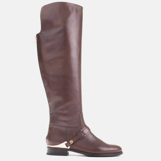 Leather riding boots with gold plate